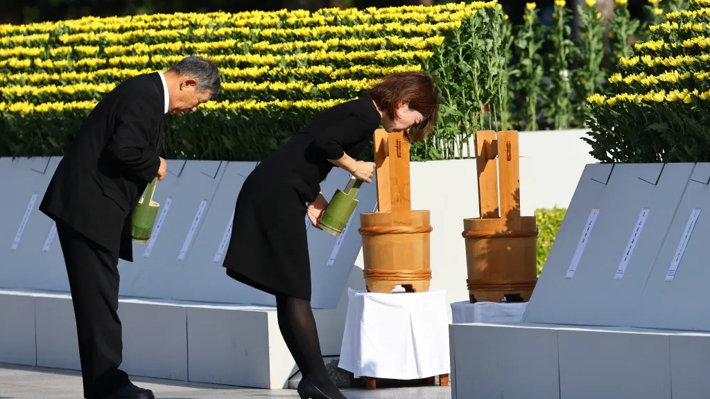 Pietní místo v Mírovém parku v Hirošimě