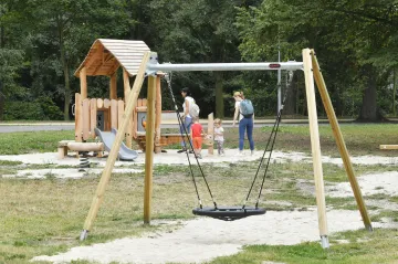 Plzeň upravila část parku v areálu někdejšího výstaviště. Má být celoročně zelenou oázou
