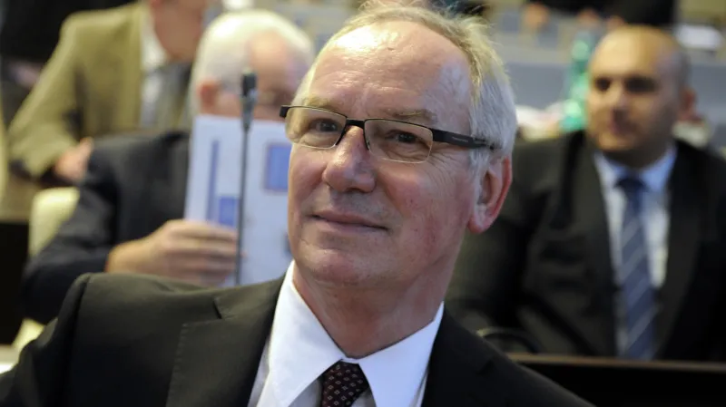 Bývalý ústecký primátor Josef Zikmund (za ANO)