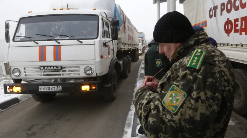 Odbavení ruského konvoje na hranicích