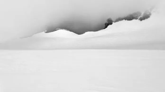 Štíty Viléma Heckela 2011: Člověk a hory, 1. cena - Andrej Jakovlev, \"Stillness\", Švýcarské Alpy