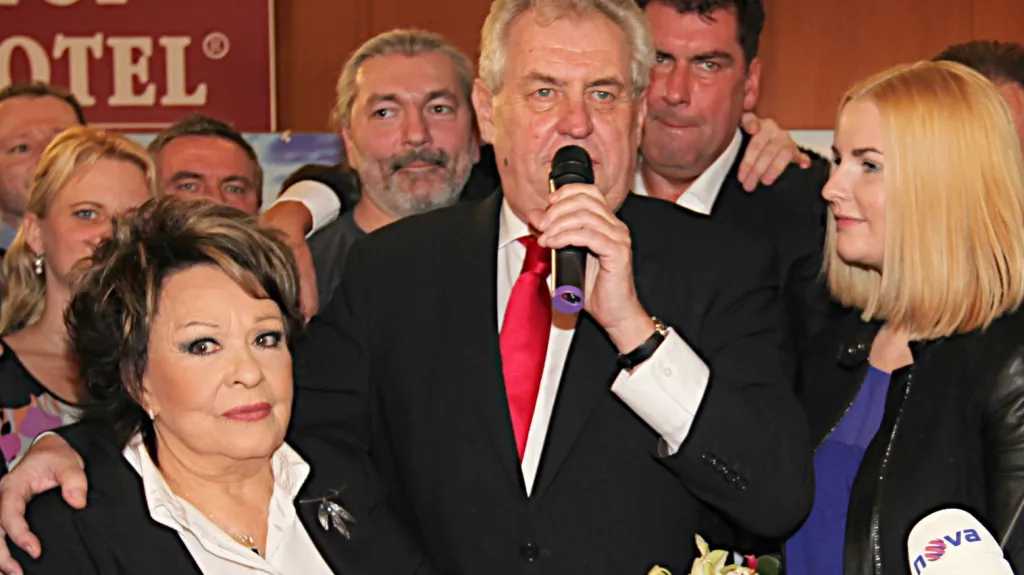 Jiřina Bohdalová a Miloš Zeman po zvolení prezidentem
