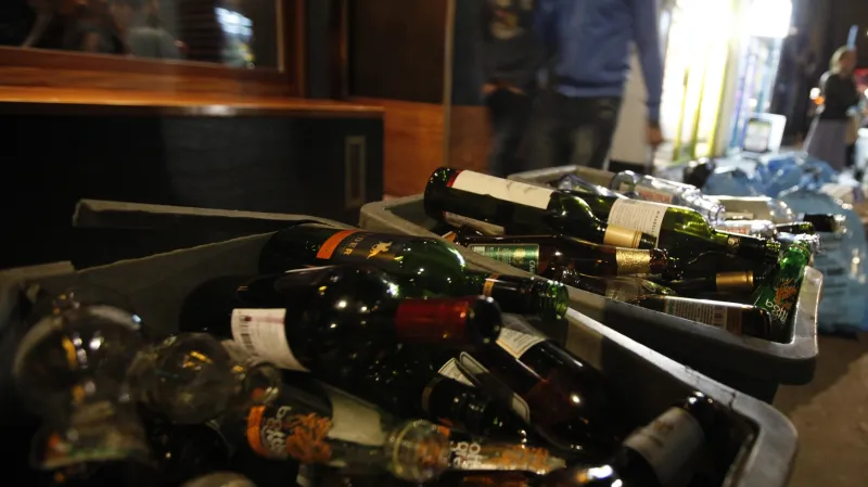 Alkohol v londýnských ulicích