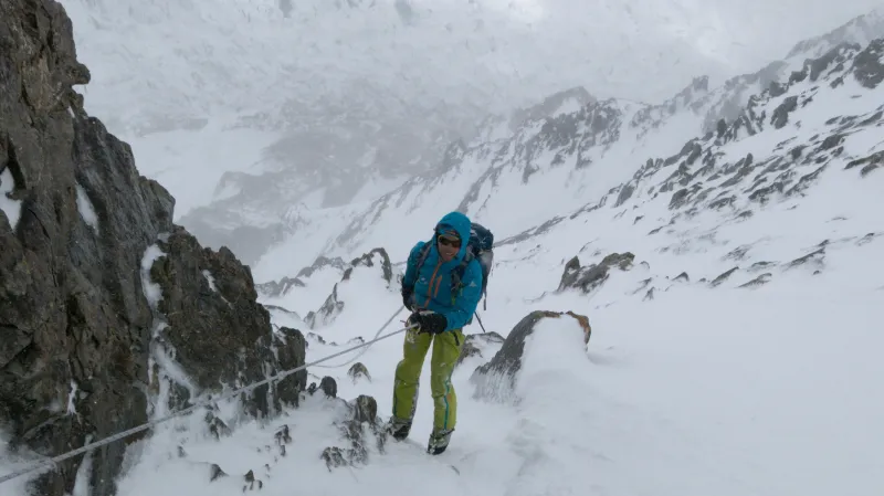 Honza Trávníček slaňuje z C3