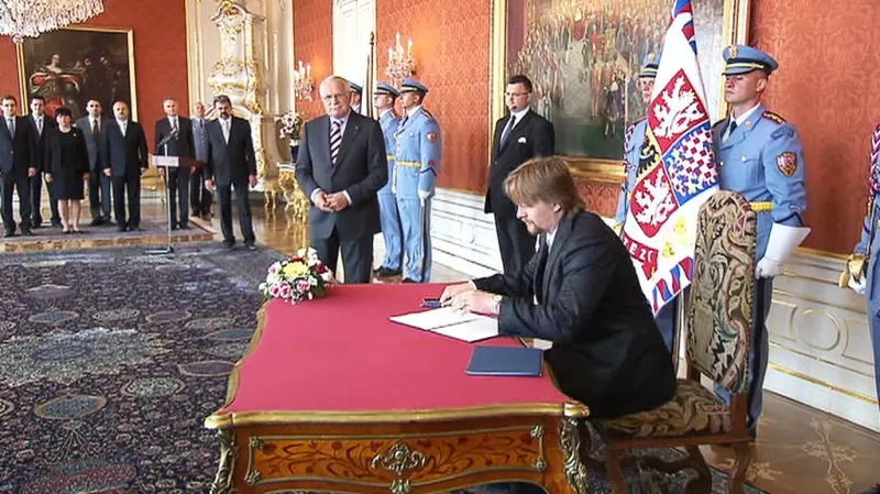 Dobeš jmenován ministrem dopravy