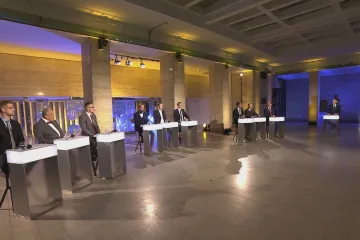 Česko má místo v EU, i když není dokonalá. Výzvy nás dle politiků čekají ekonomické i klimatické