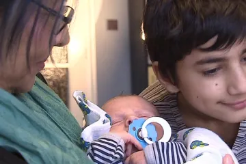 První profesionální pěstounka z Brna si domů přivezla miminko