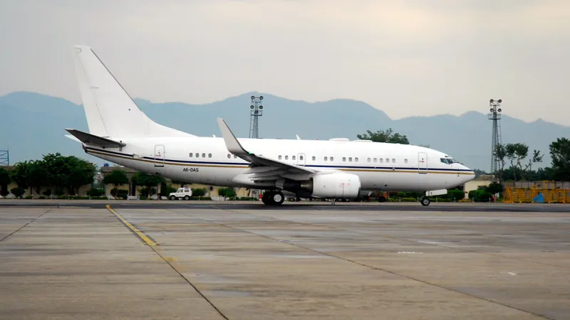 Letadlo odváží Malalaj Júsufzaiovou z Rávalpindí