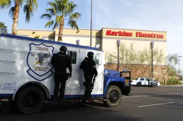 USA řeší swatting. Falešných hlášení o bombě či střelbě přibývá, končí i smrtí