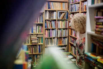 Počet knihkupectví v Litvě klesl za poslední dekádu téměř o čtyřicet procent