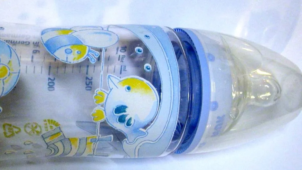 Nebezpečná kojenecká lahev