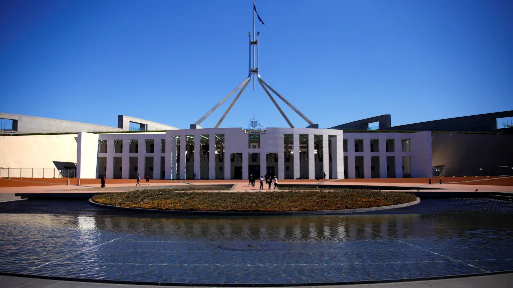 Budova australského parlamentu v Canbeře