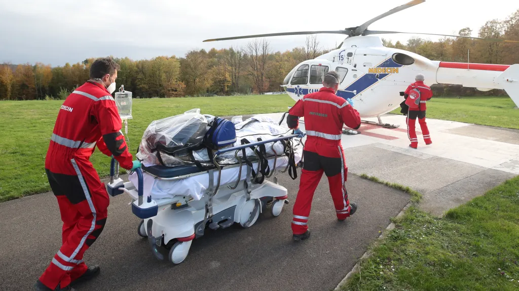 Převoz belgických pacientů s covidem-19 do Německa