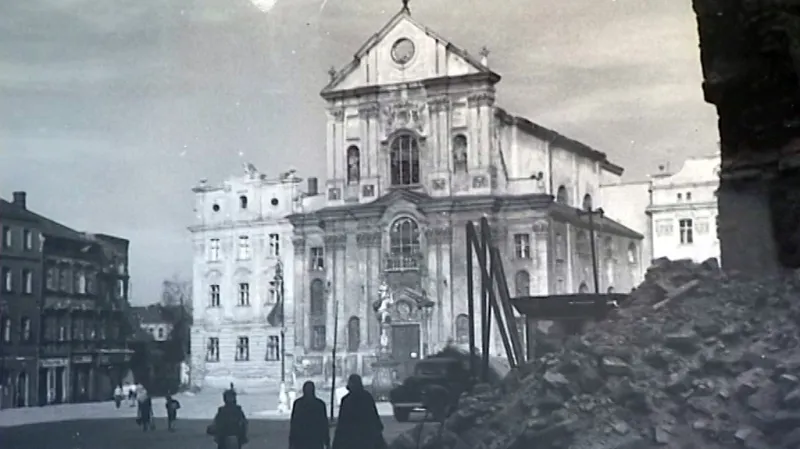 Výstava historických fotografií z osvobozování Opavy