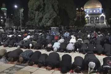Muslimové během ramadánu míří v době příměří do Jeruzaléma
