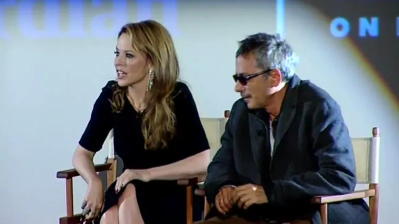 Kylie Minogue (vlevo) a Leos Carax