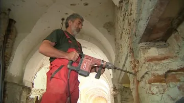 Opravy jezuitských kolejí v Uherském Hradišti
