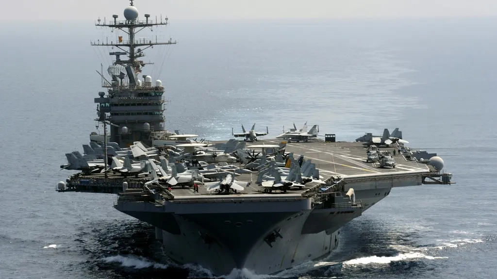 Americká letadlová loď Abraham Lincoln