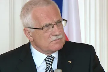 Klaus představil Rok osmý, do soukromí se stahovat nehodlá