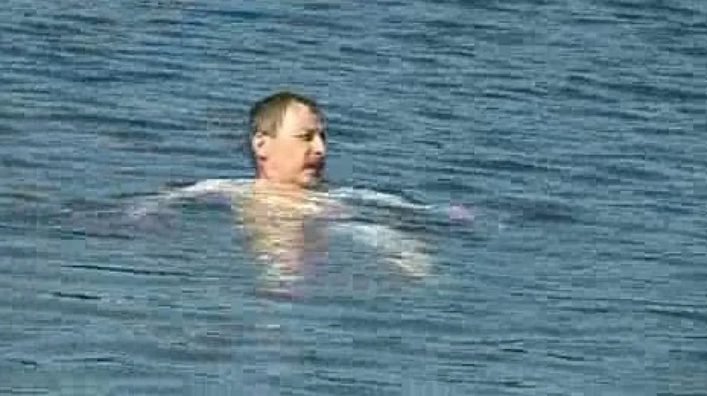 Koupání v Tovačovském jezeře