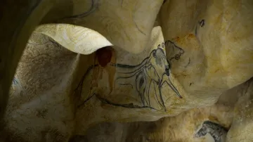 Kresby v replice Chauvetovy jeskyně