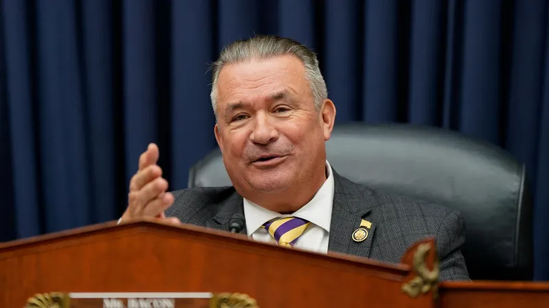 Republikán Don Bacon, 21. dubna 2026