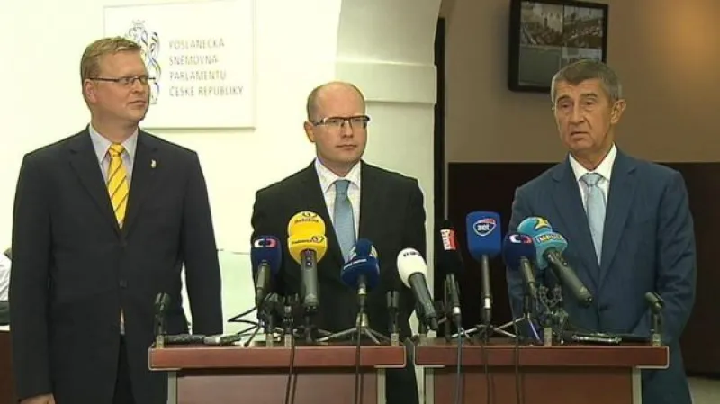 Brífink ke schválení služebního zákona