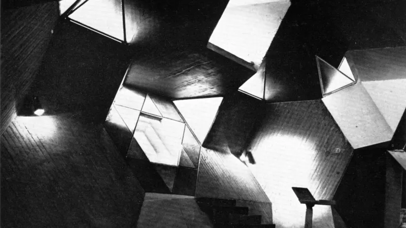 Architektura Zvi Heckera
