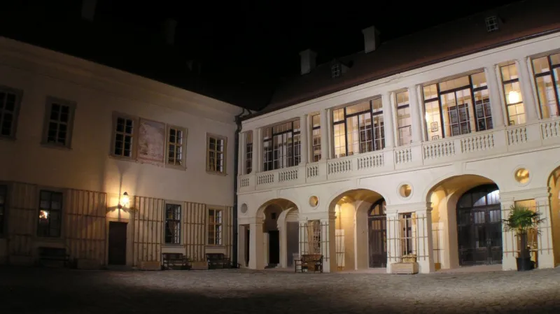 Zámek Mníšek pod Brdy