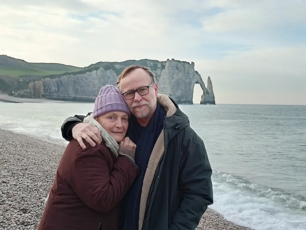 Mezi herci vynikl podle soudu kritiků Karel Roden. V tragikomedii Tancuj Matyldo ztvárnil uzavřeného exekutora, jehož život podle řádu a pravidel naruší starost o bohémskou matku trpící Alzheimerovou chorobou