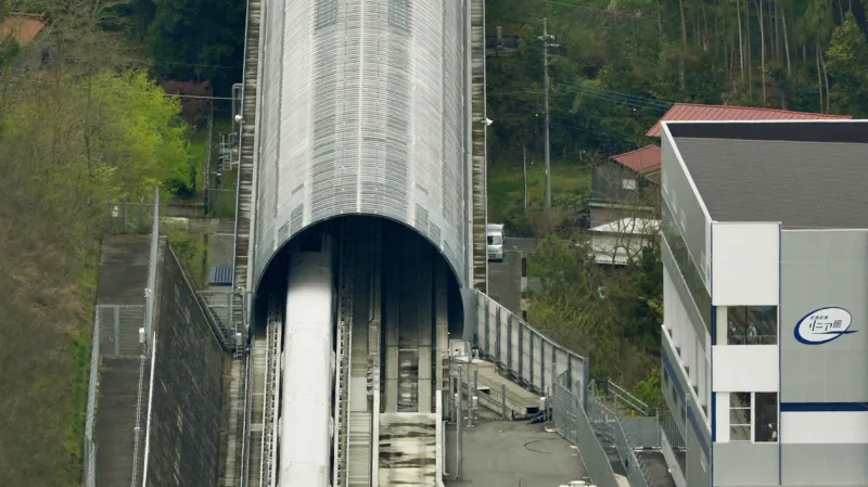 Maglev překonal rychlostní hranici 600 kilometrů v hodině