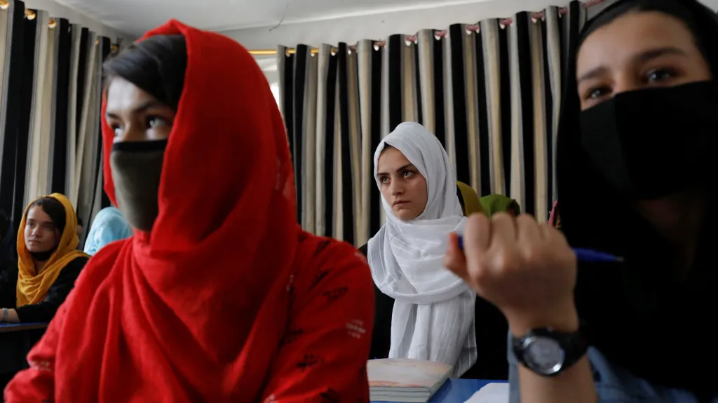 Dívky v tajné třídě v Kábulu