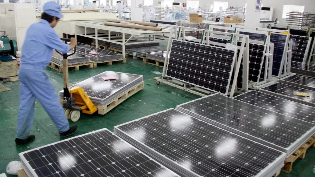 Výroba solárních panelů v Číně