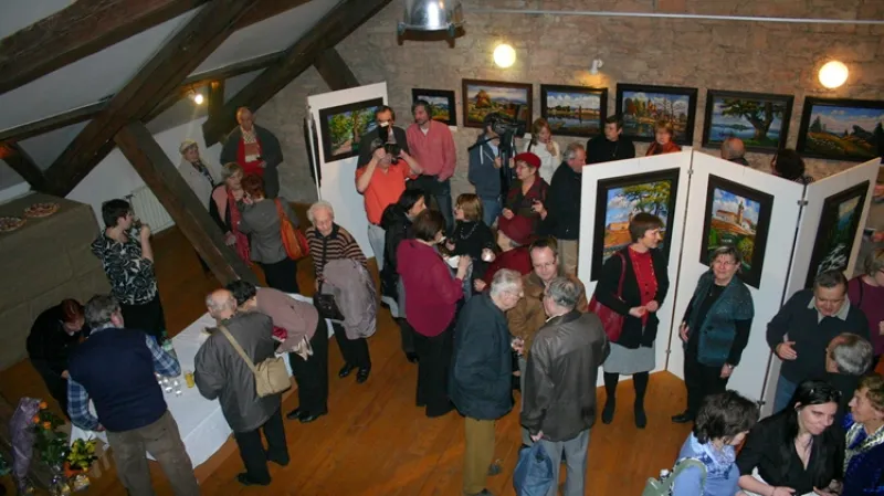 Vernisáž výstavy obrazů Vlastimila Týmy
