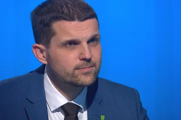 Každý objekt v Česku by měl mít fotovoltaiku pro vlastní spotřebu, míní Hladík