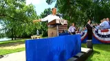 Barack Obama na setkání s voliči v Cannon Falls