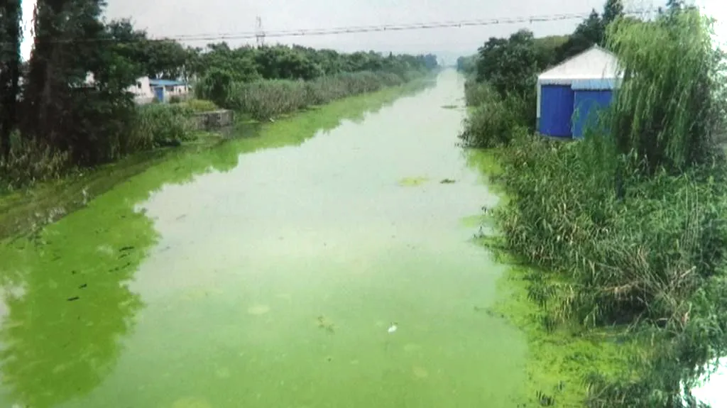 Jedním z největších ekologických problémů Číny je kontaminace vody