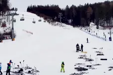 Většina skiareálů podle asociace zimu vzdává, čeká je velmi těžké období