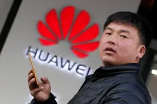 Huawei loni zvýšil čistý zisk o 25 procent. Výhled firmy ale kazí obvinění ze strany USA