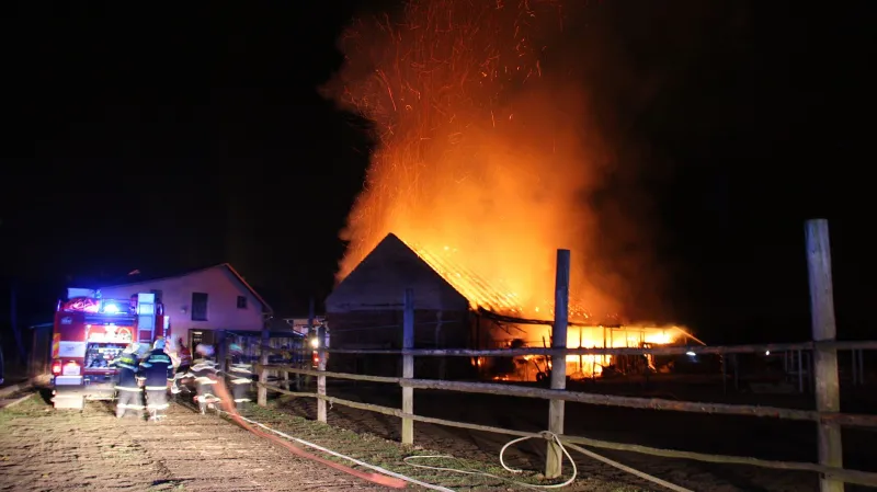 Požár na statku v Hulíně
