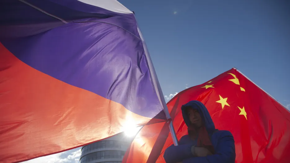 Česká a čínská vlajka
