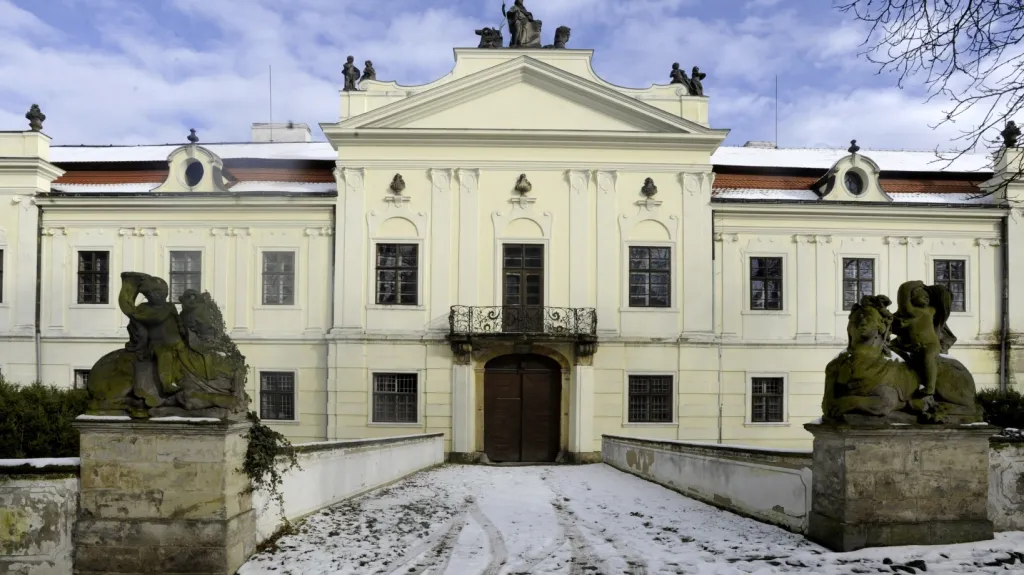 Perucký zámek