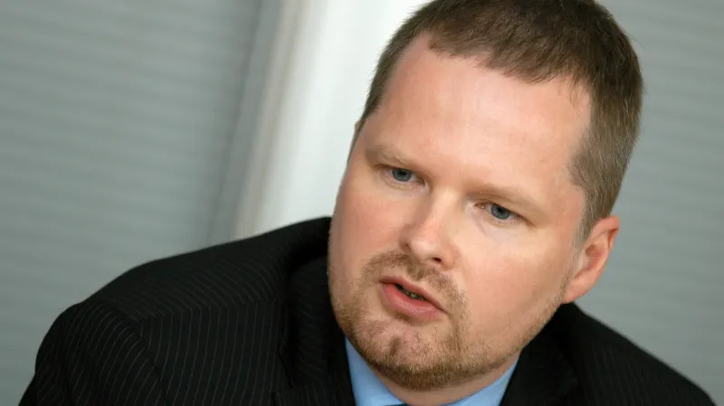 Ministr školství Petr Fiala