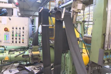 Část obyvatel Malých Svatoňovic protestuje proti výstavbě linky na zpracování gumárenského odpadu