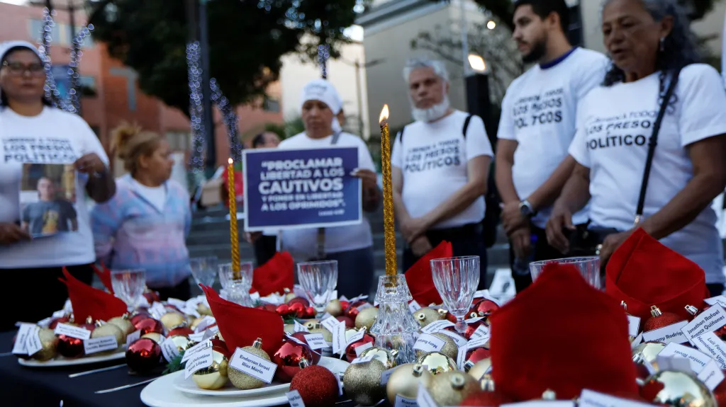 Protest za propuštění politických vězňů v Caracasu