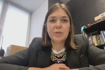 Фонд який допомагає, навчає медицині та поводженню з мінами 