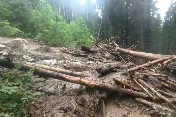 Na Slovensku po pádu kamenné laviny zahynula Češka