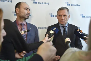 Za zpoždění vlaků a nefungující prodej jízdenek dostane Arriva od Zlínského kraje pokutu v řádu statisíců