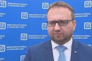 Jurečka podle odborů nedostatečně jedná o platech ve veřejné sféře. Neříkají pravdu, schůzka je naplánovaná, tvrdí ministr