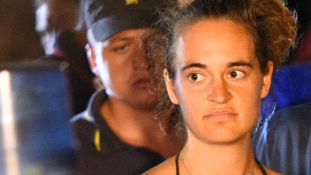 Německá kapitánka lodi Sea-Watch 3 Carola Racketeová